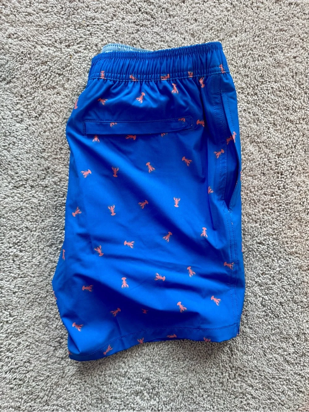 Bonobos Men’s Small Blue W/lobster Pattern Small 7in Inseam Swim Trunks. NWT